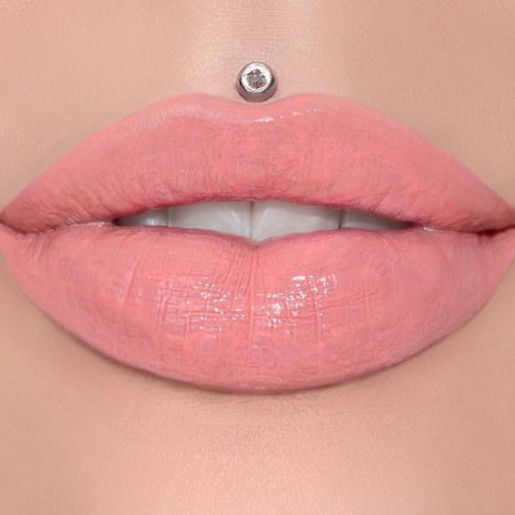 2/$20 💥 NEW (714 - Soft Coral) Jeffree Star Supreme Gloss Lip Gloss (2765) - Picture 1 of 6